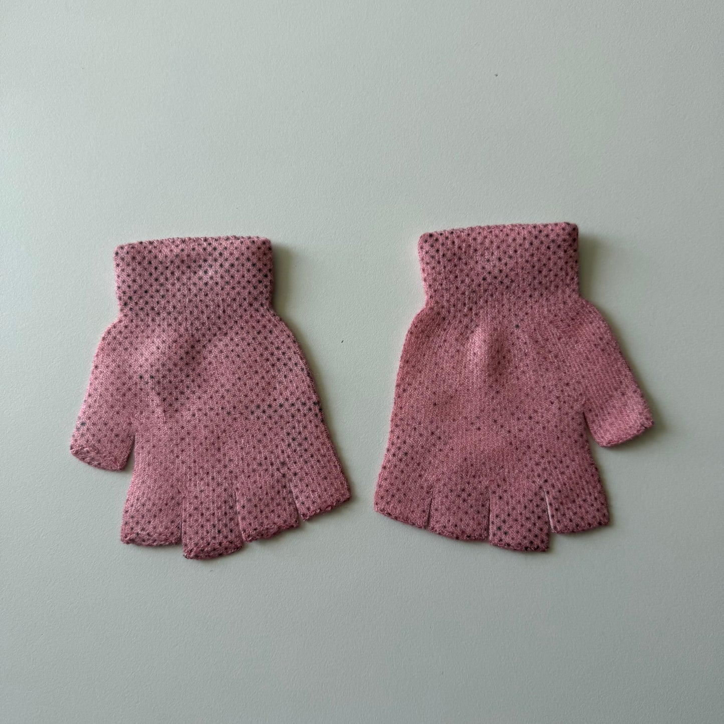 I wish I was real gloves