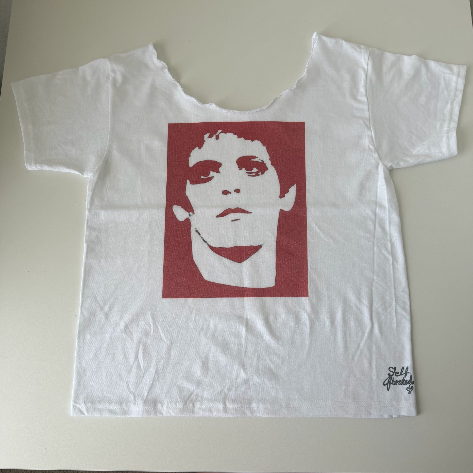 Lou off the shoulder tee - L