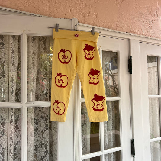 Apple leggings - XS (RUNS SMALL)