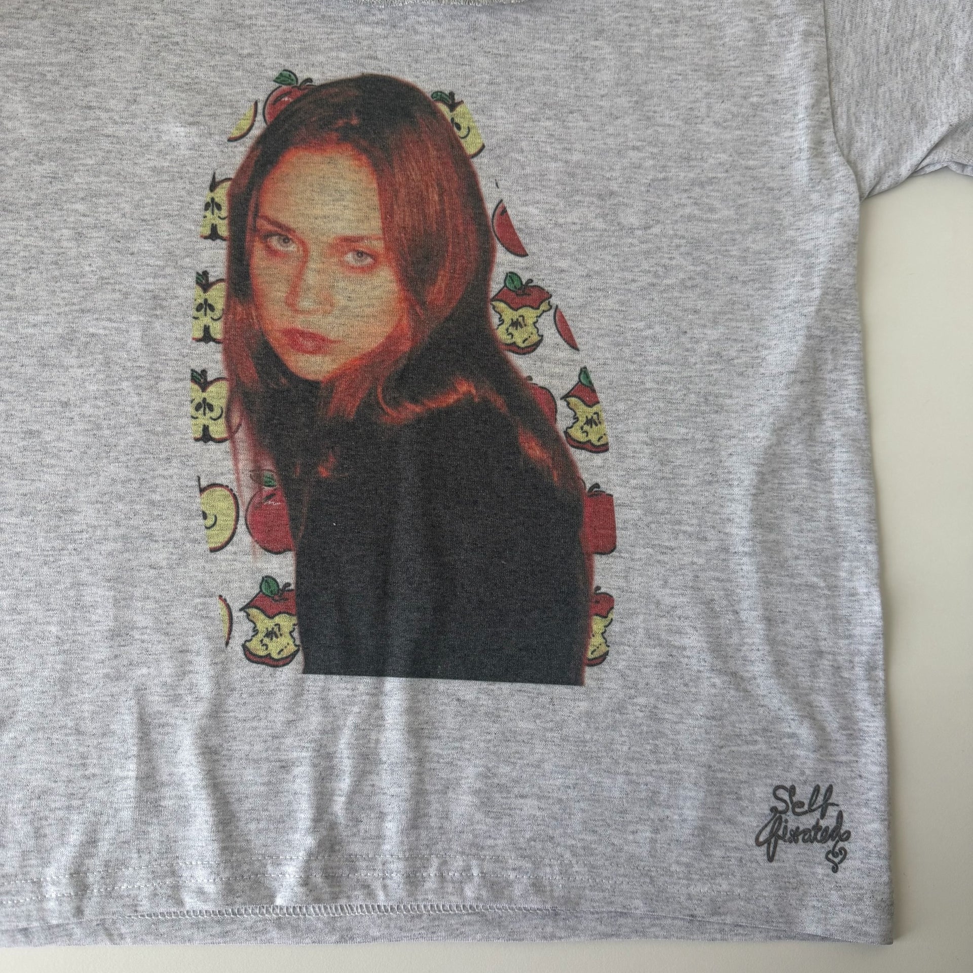 Fiona Apple off the shoulder tee - M