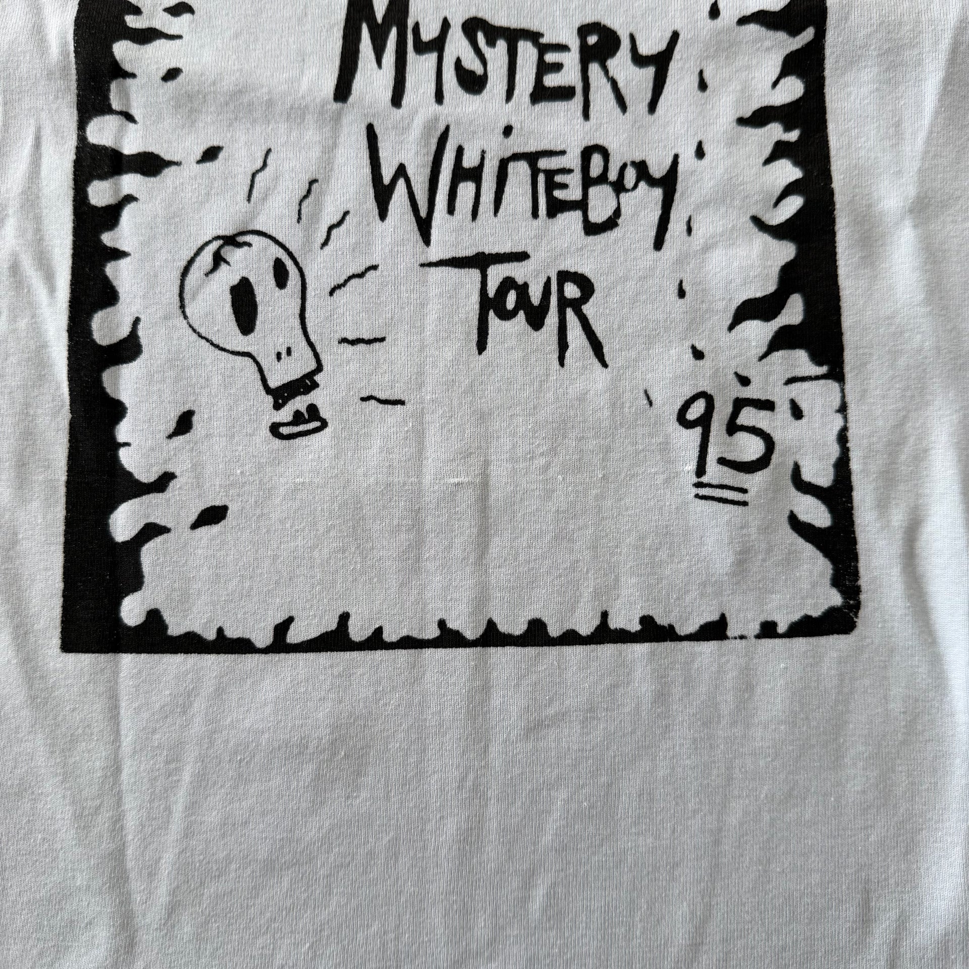 Mystery white boy tour baby tee - S