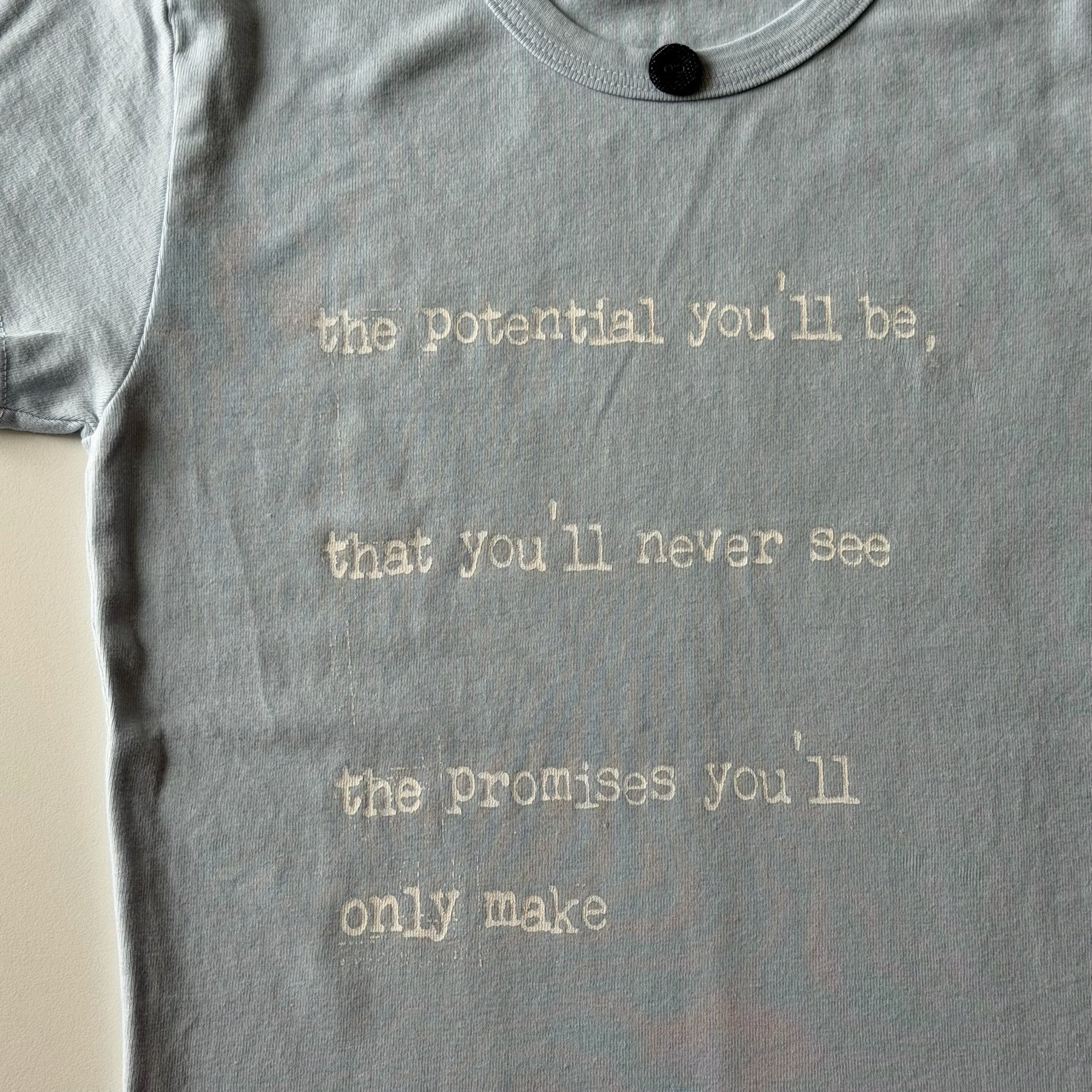 Between the bars baby tee - M