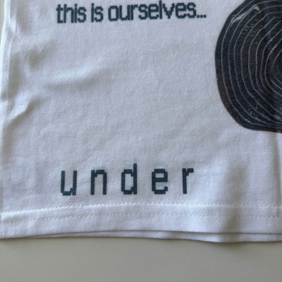 Under pressure baby tee - S