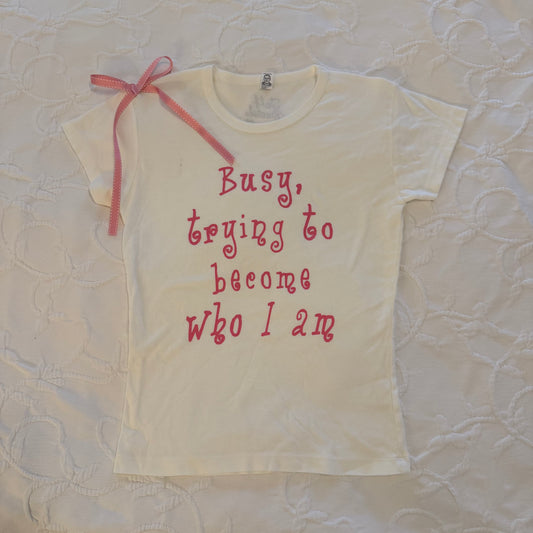 Busy becoming who I am baby tee - L
