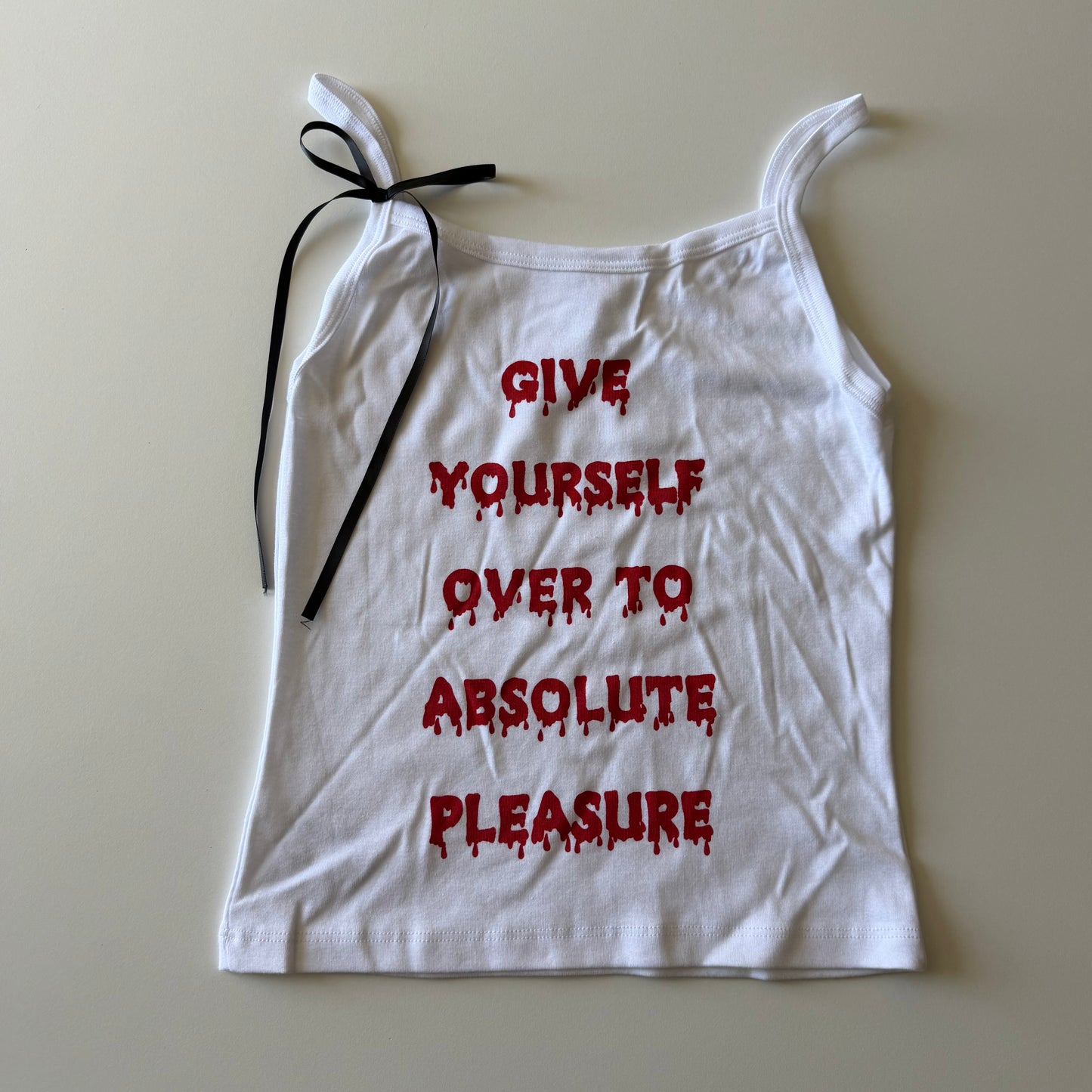 Give yourself over tank - M