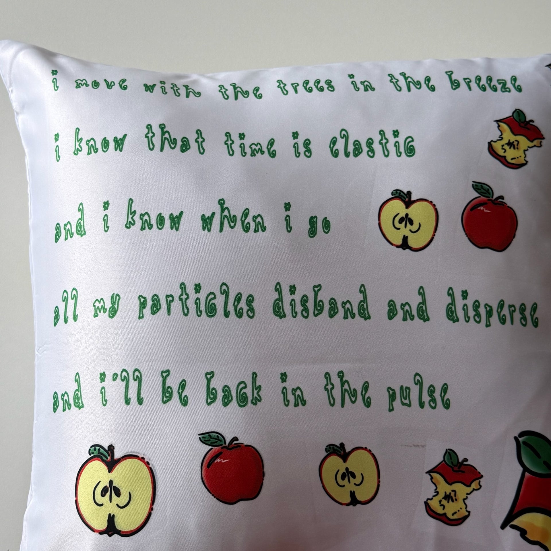 Fiona pillow