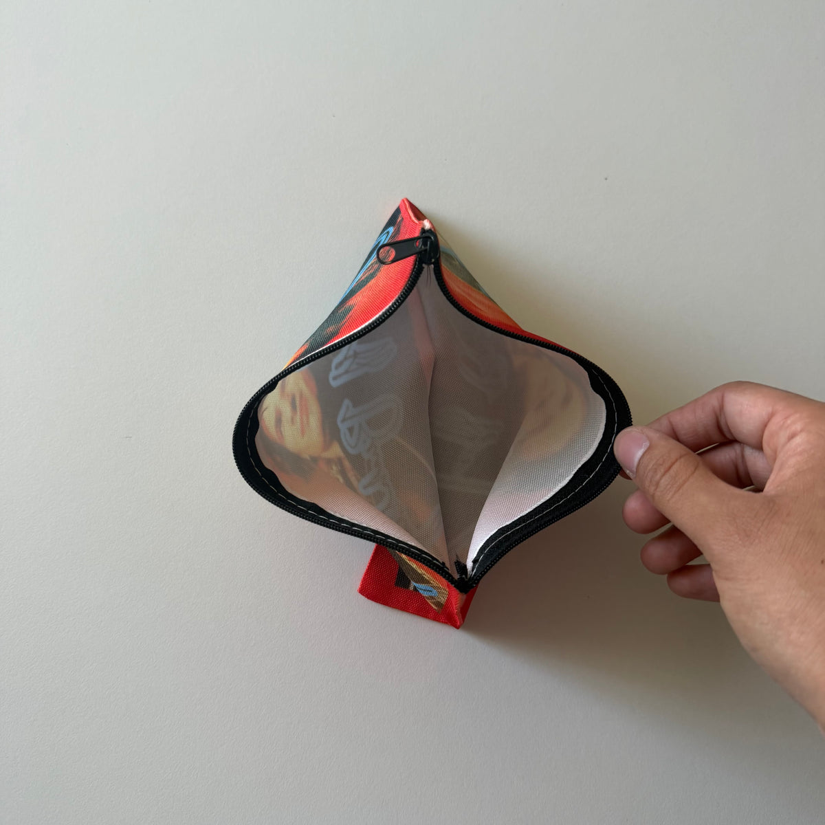 Jeff pouch