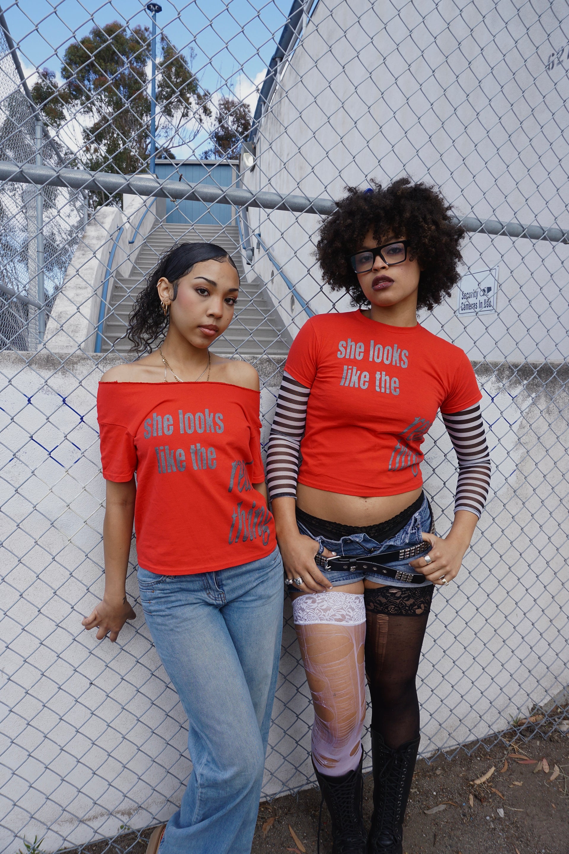 She looks like the real thing tee