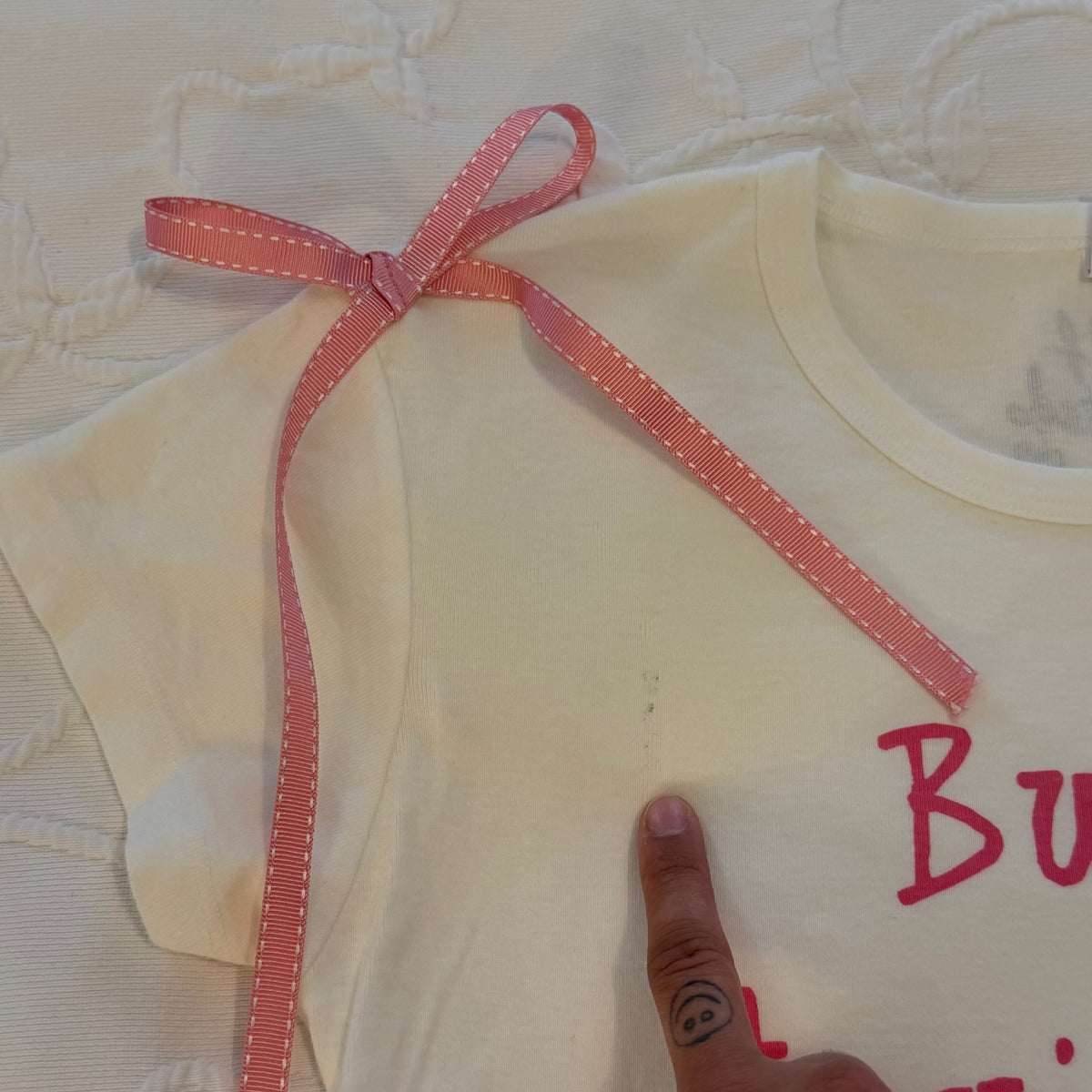 Busy becoming who I am baby tee - L