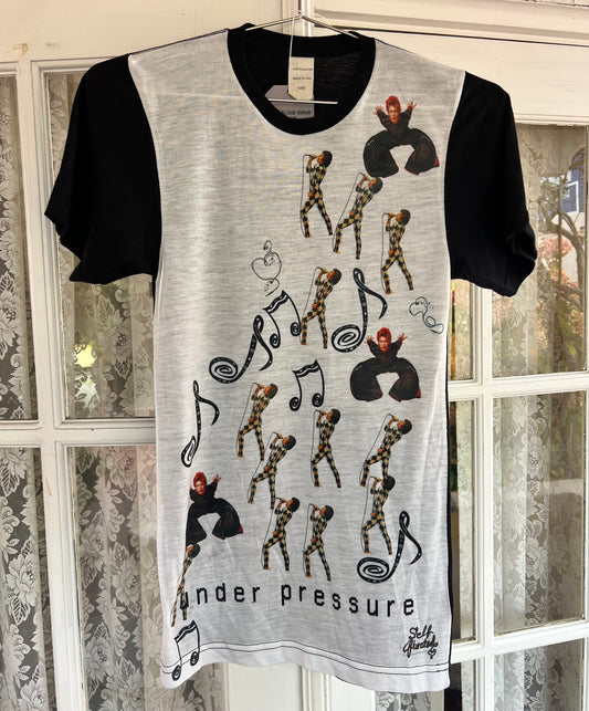 Under pressure  tee - XXS