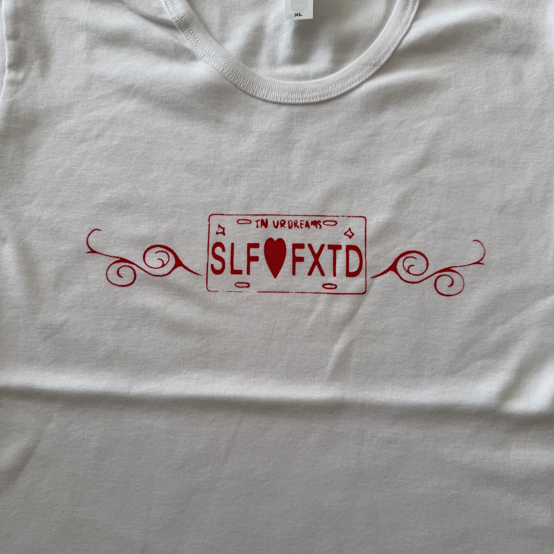 Self fixated baby tee - XL