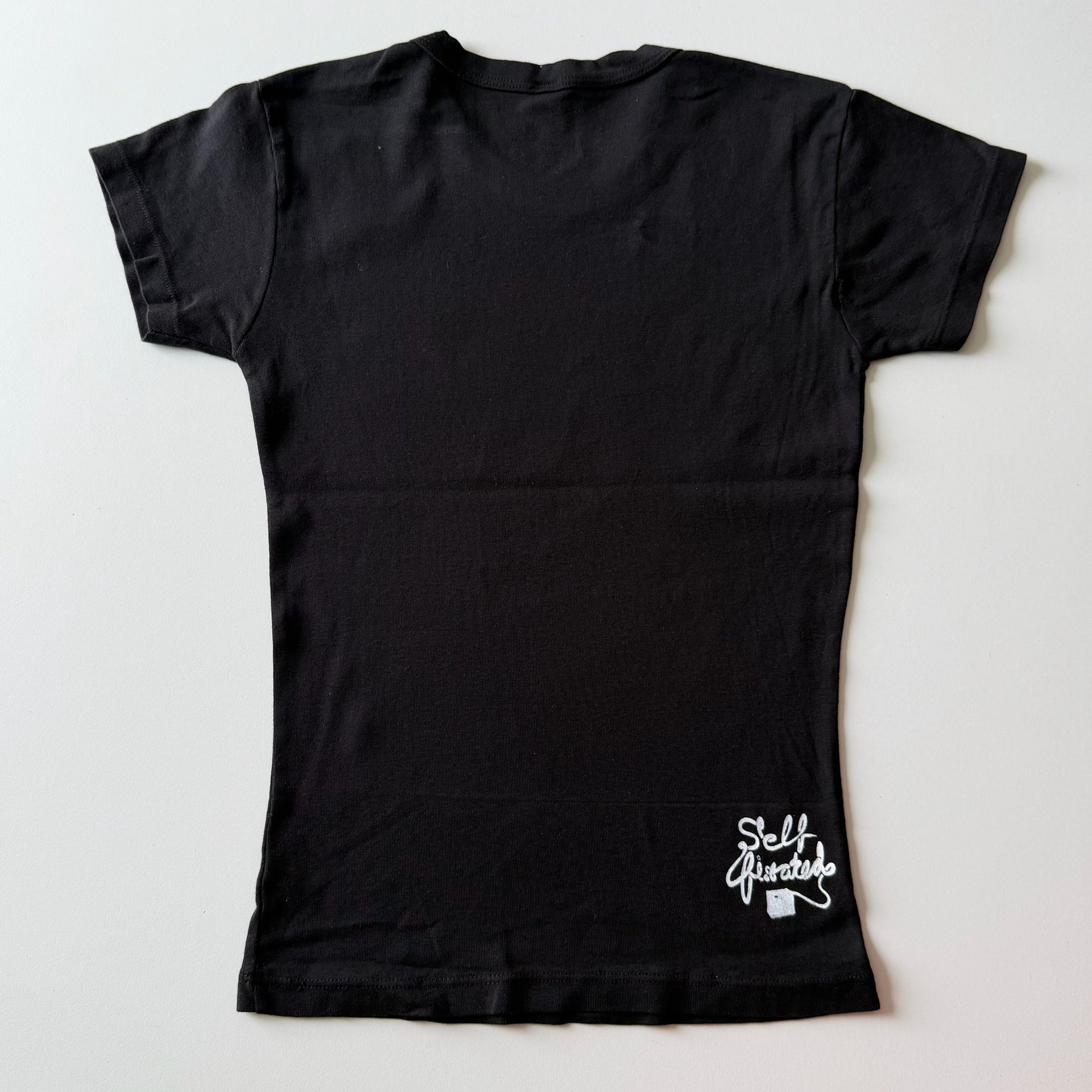 Between the bars baby tee - S
