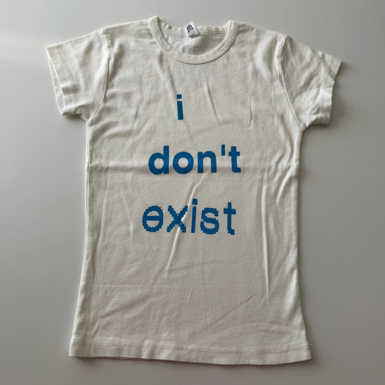 I don’t exist baby tee - S
