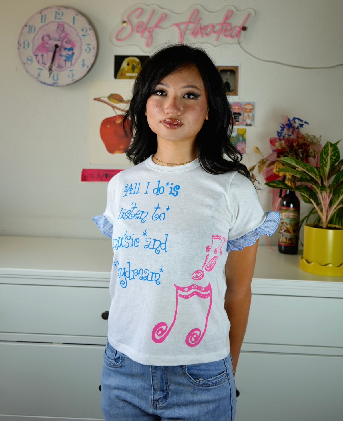 The music daydream baby tee