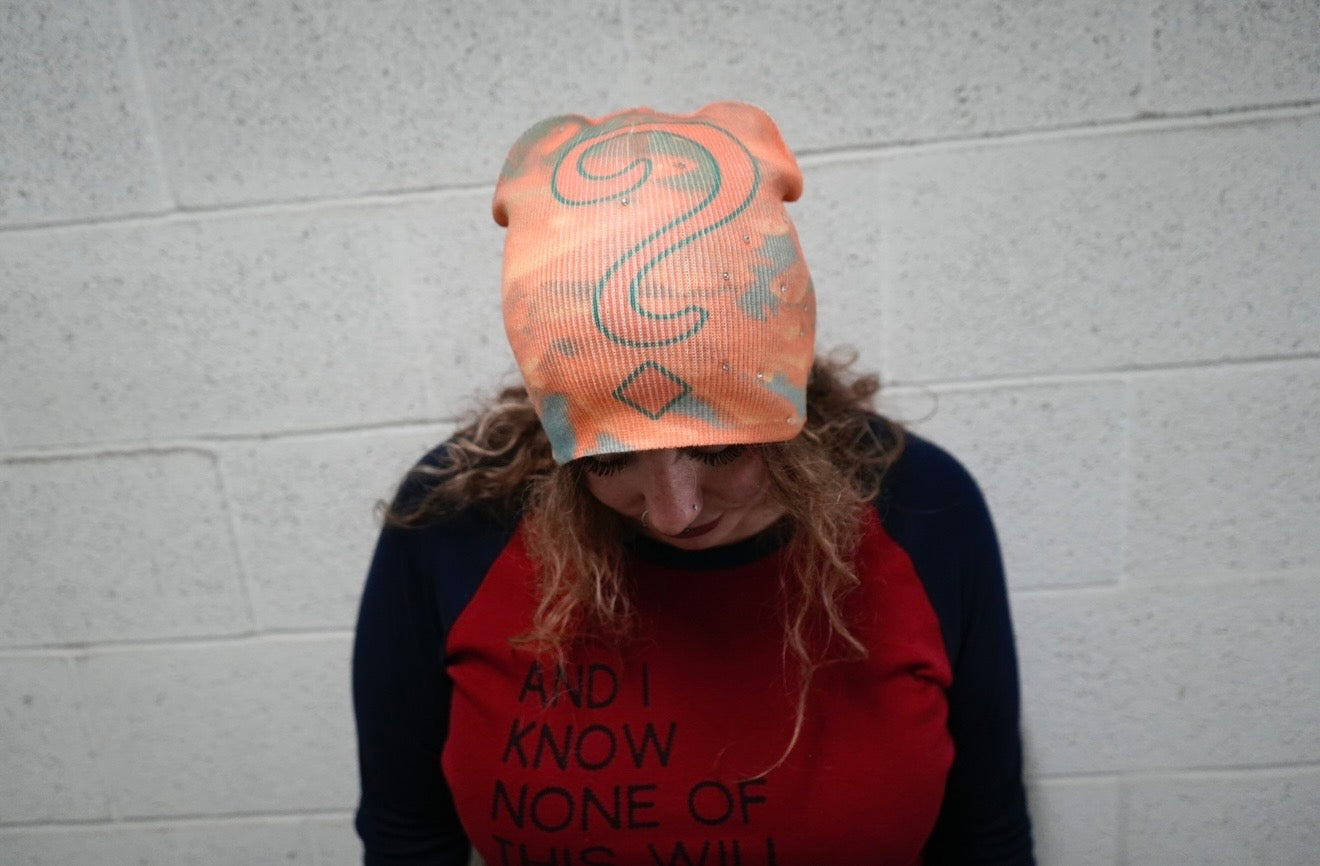 Question mark beanie