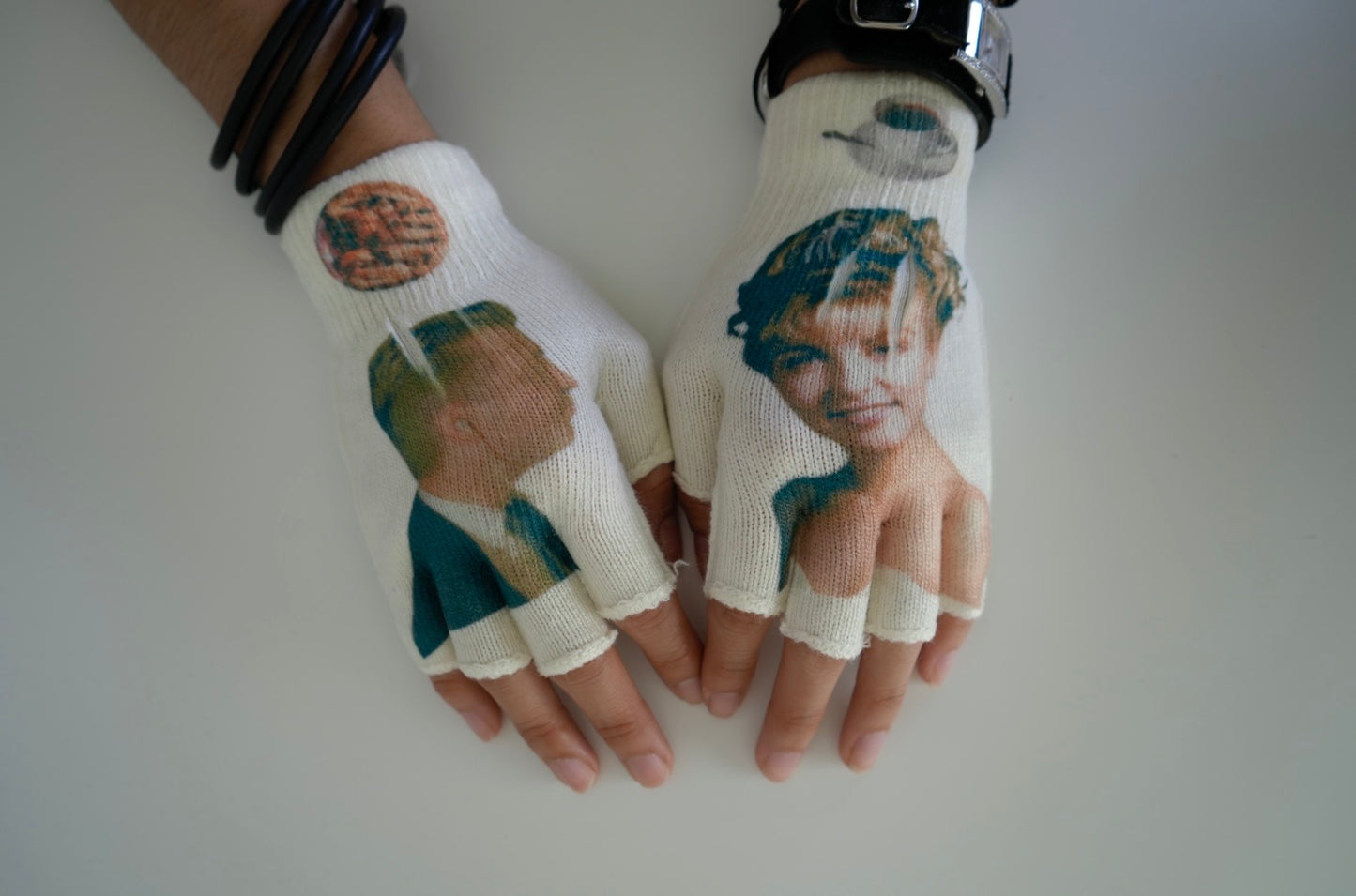 David & Laura gloves