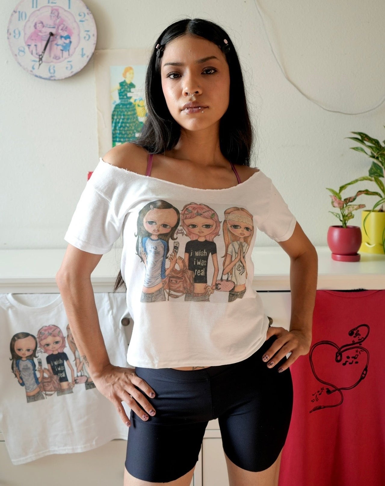 The girls off the shoulder tee