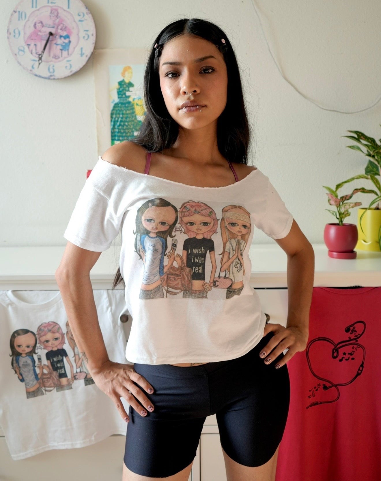 The girls off the shoulder tee