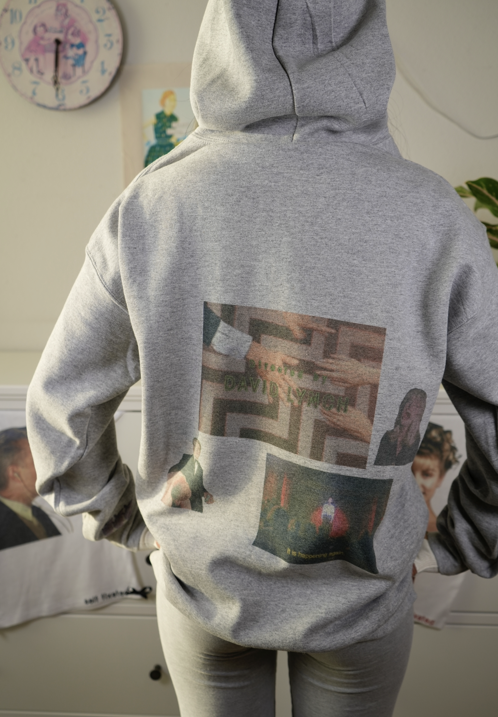 I know a place zip up hoodie