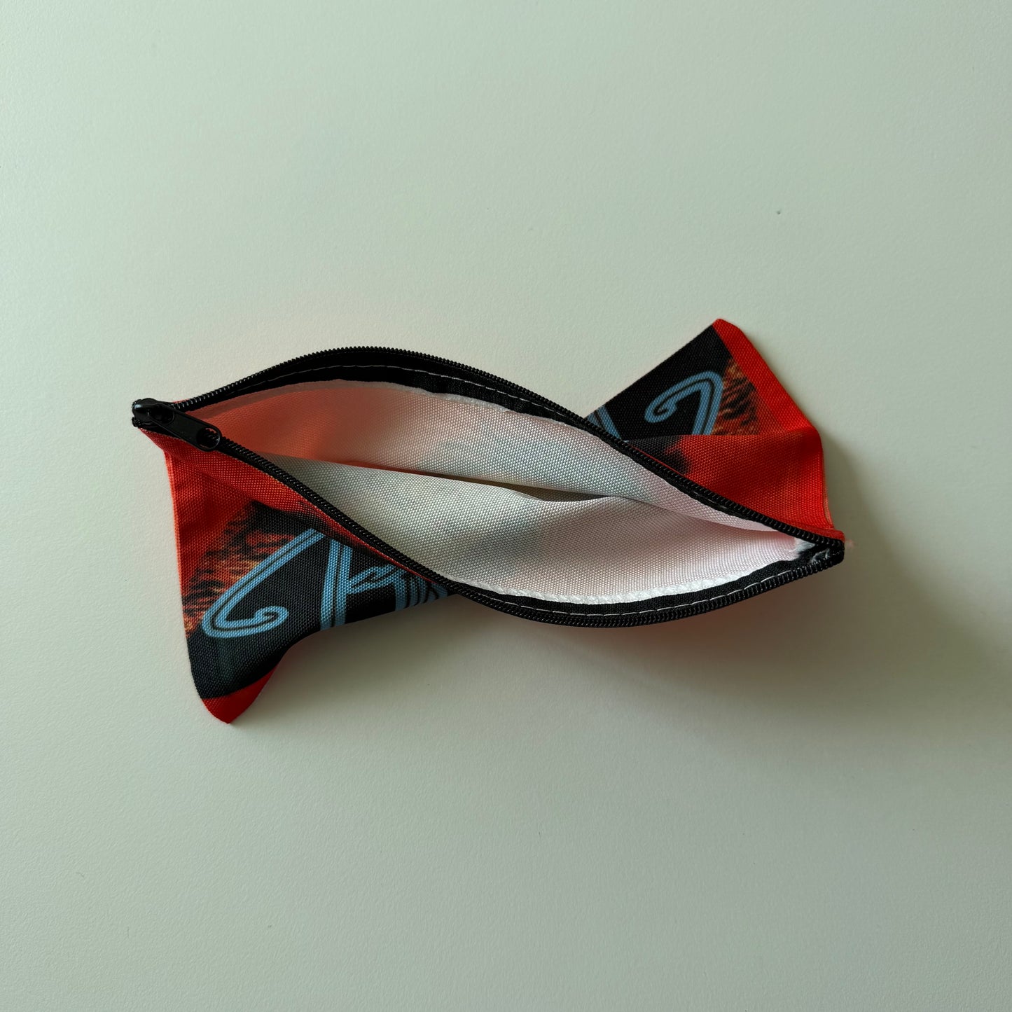 Jeff pouch