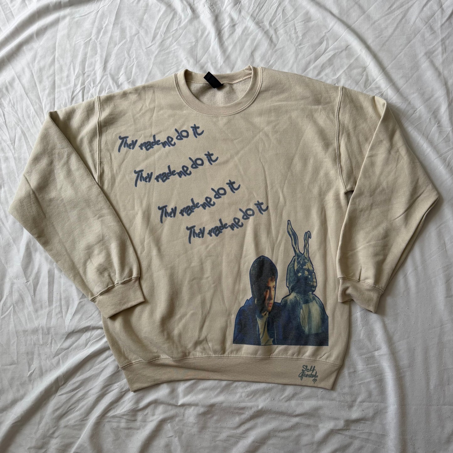 They made me do it crewneck - M