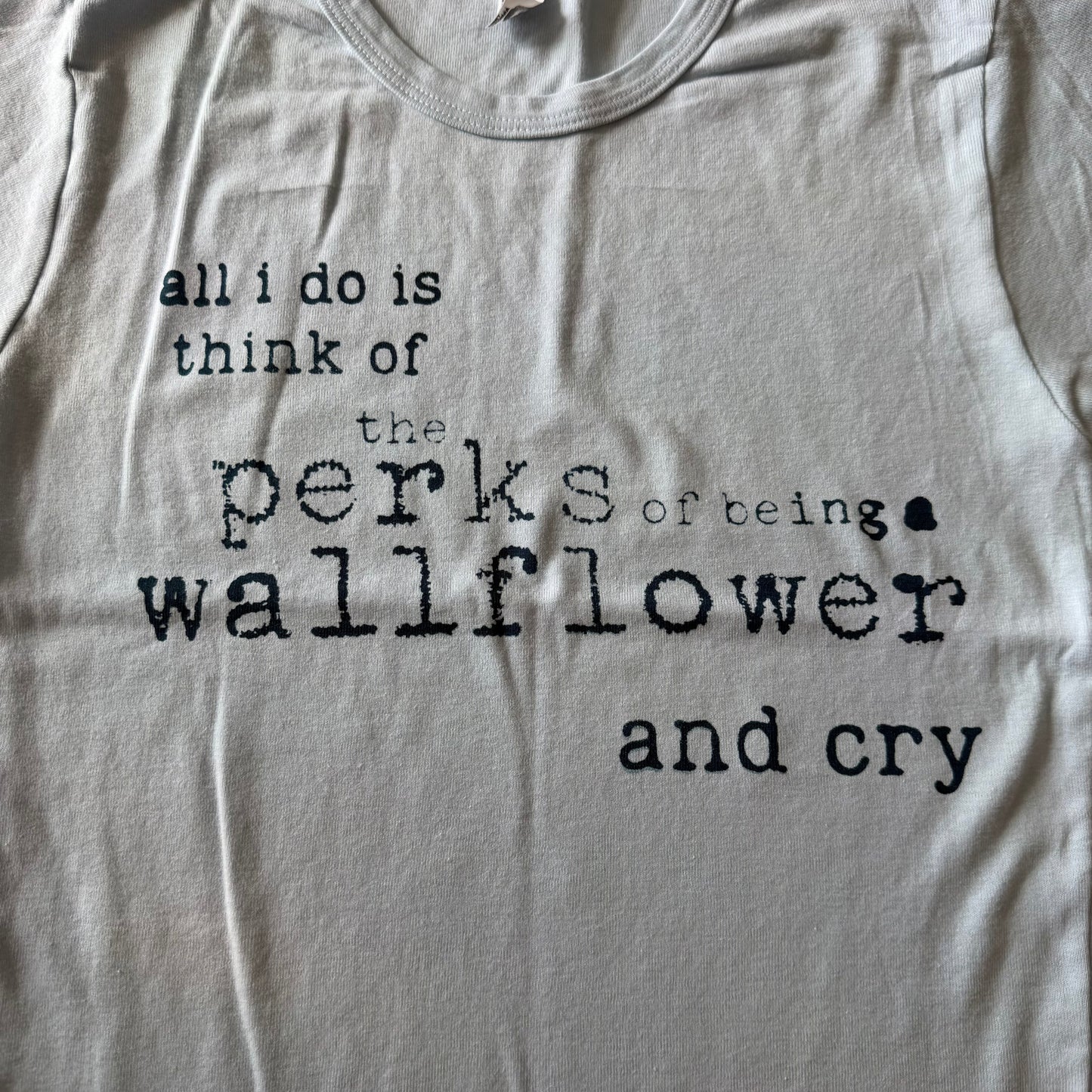 Perks baby tee - M