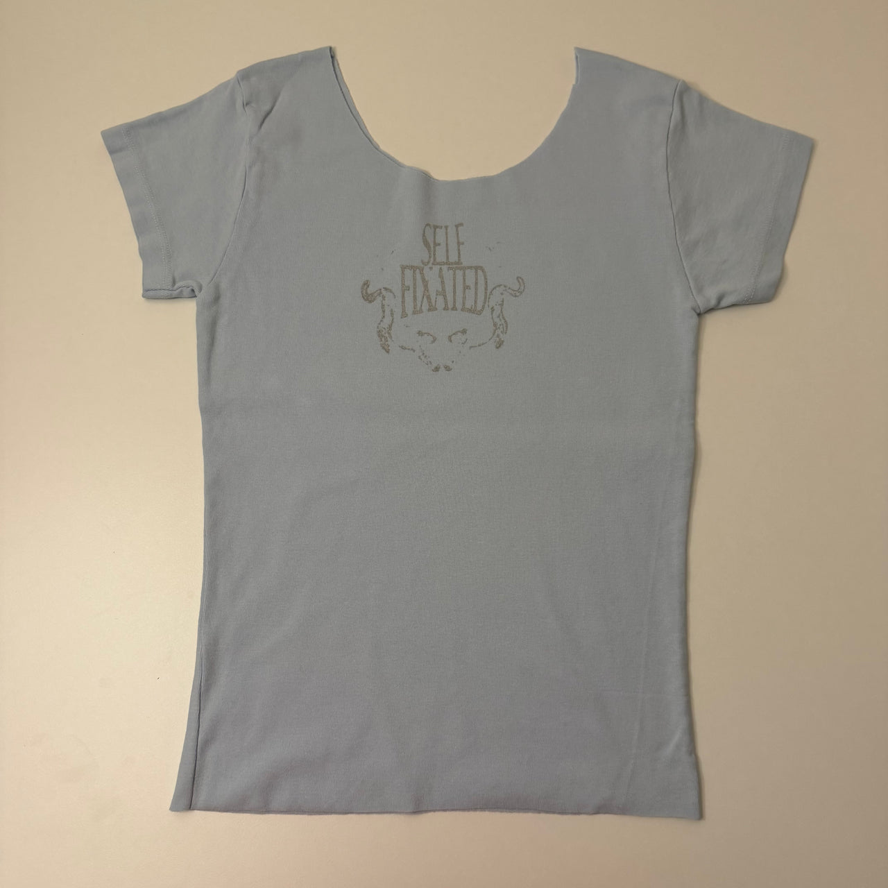 Lou off the shoulder baby tee - S