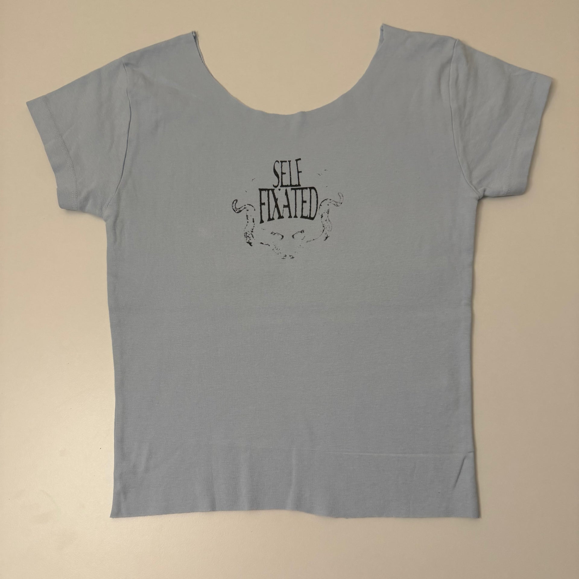 No photos off the shoulder baby tee - S