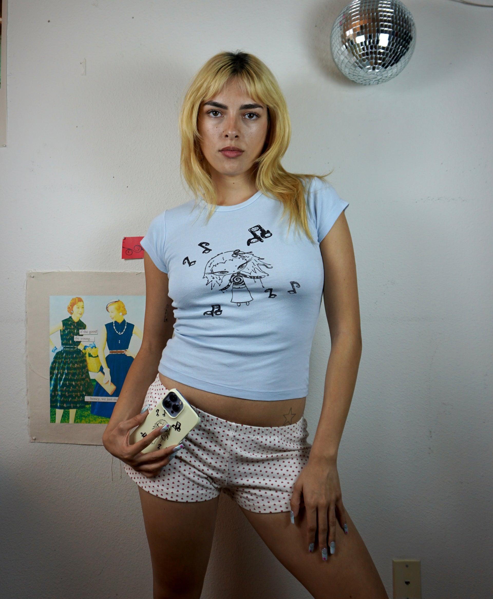 Dancing girl tee