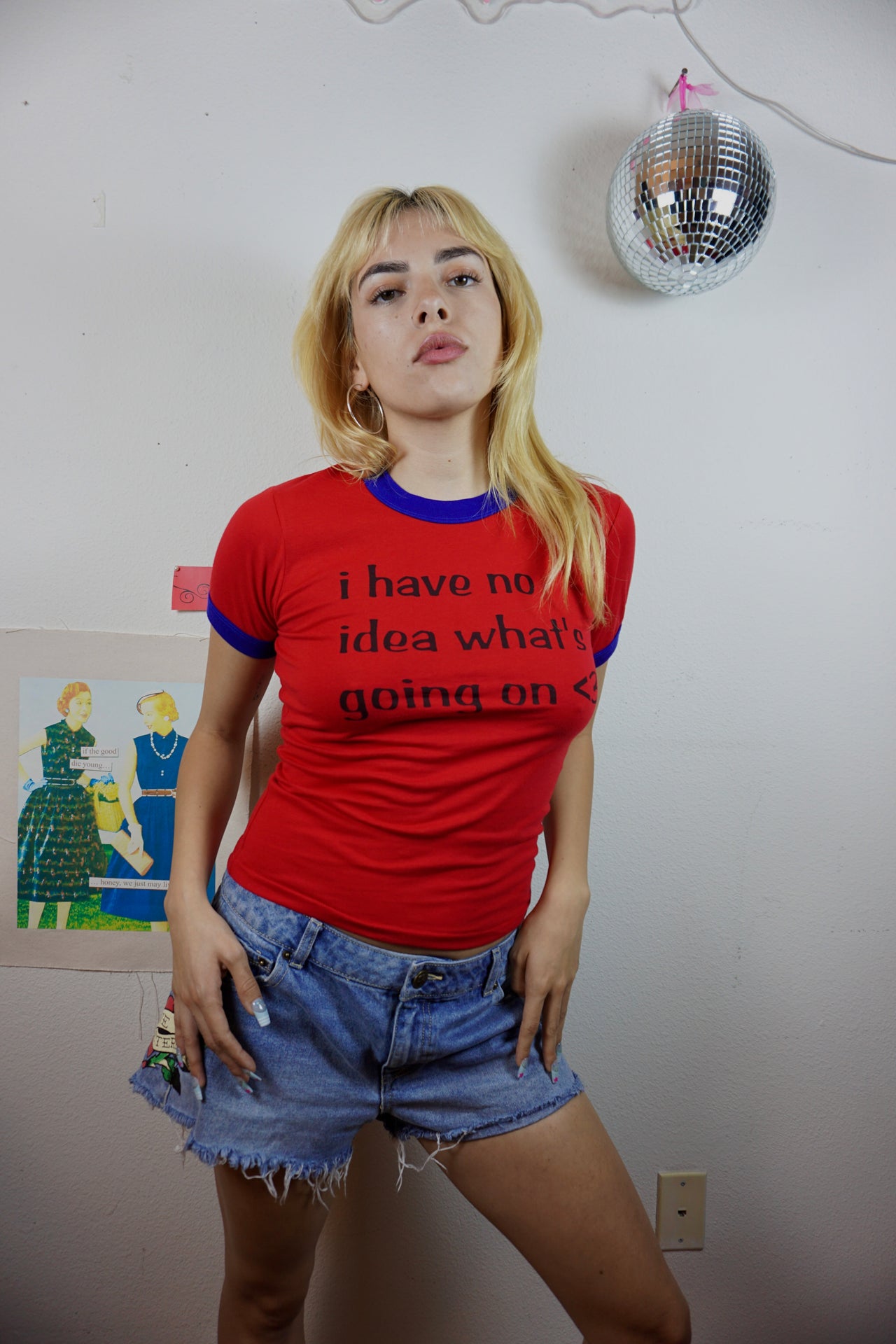 I have no idea what's going on <3 ringer tee